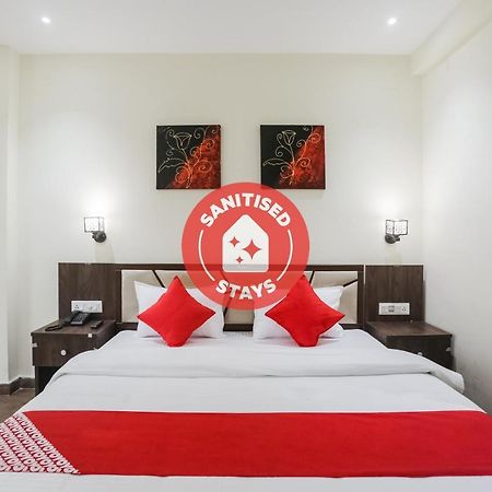 OYO 63134 Hotel Red Queen Raigarh Exterior foto