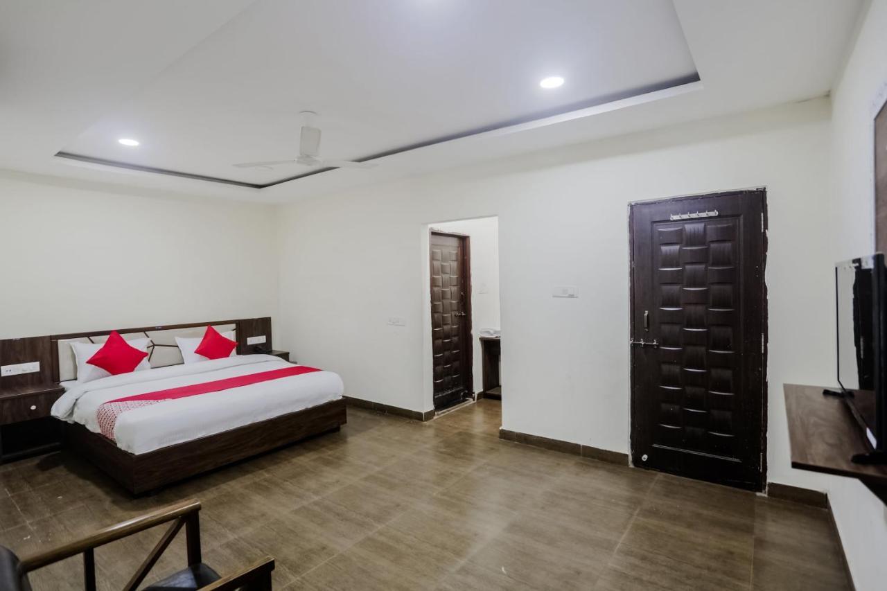 OYO 63134 Hotel Red Queen Raigarh Exterior foto